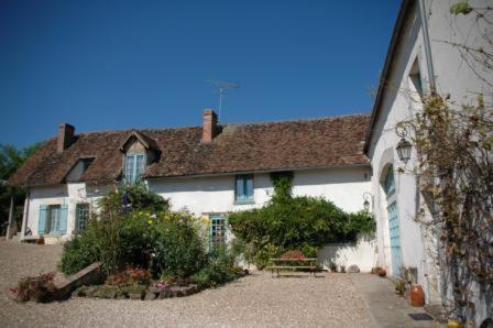 Bed and Breakfast Domaine De Varenne Saint-Amand-en-Puisaye Exteriér fotografie
