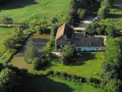 Bed and Breakfast Domaine De Varenne Saint-Amand-en-Puisaye Exteriér fotografie